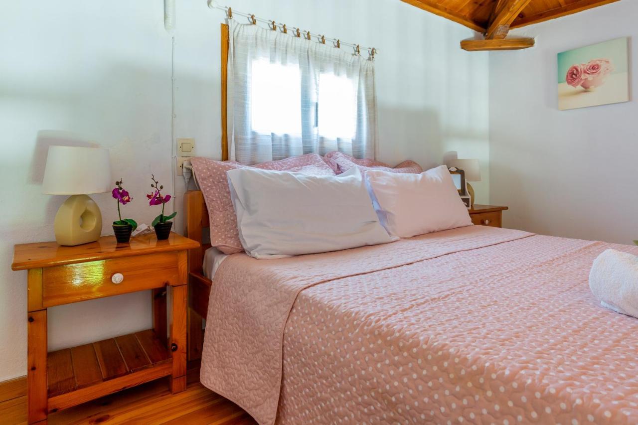 Smaragdi Rooms And Studios Skopelos Dış mekan fotoğraf