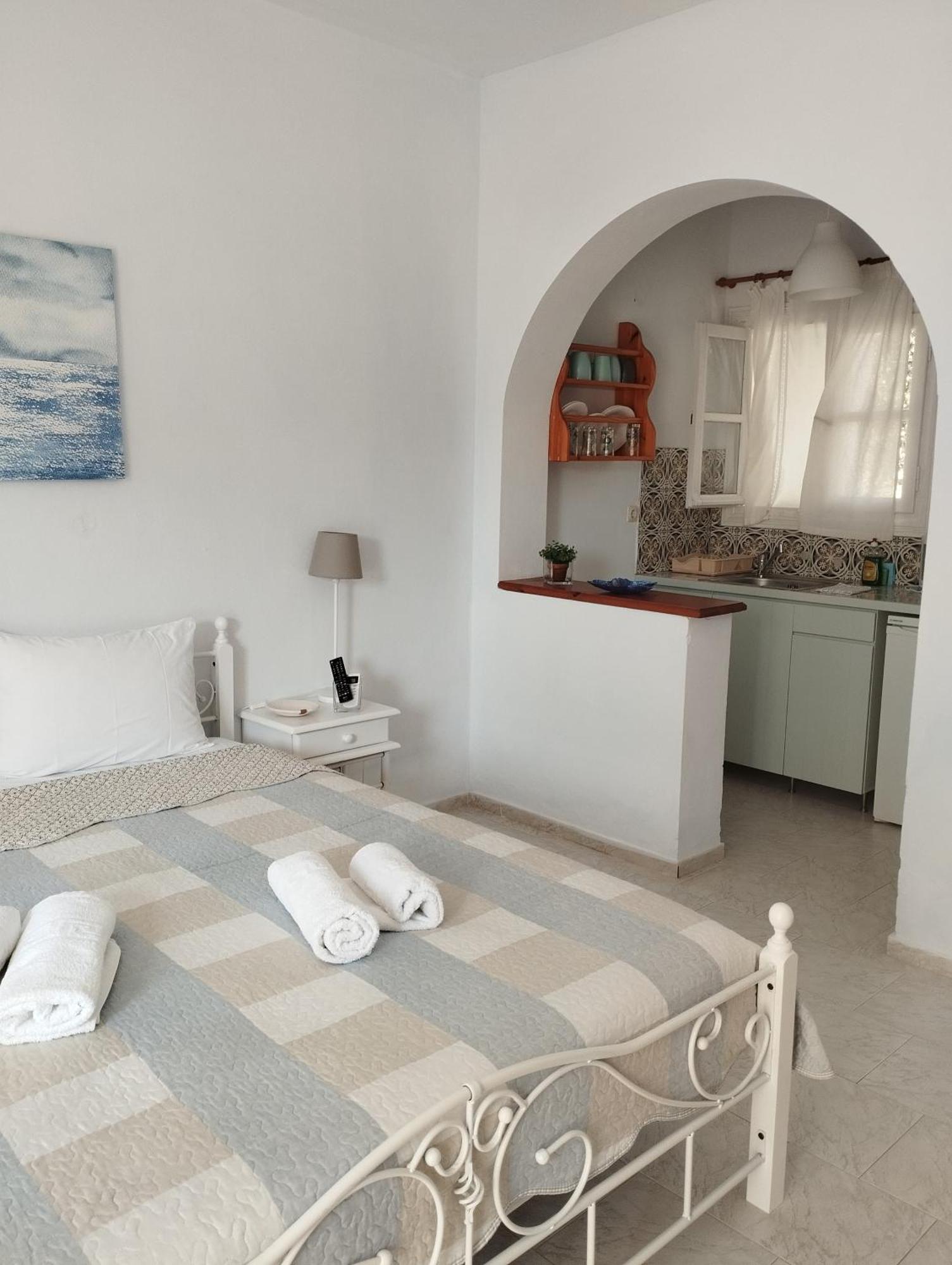 Smaragdi Rooms And Studios Skopelos Oda fotoğraf