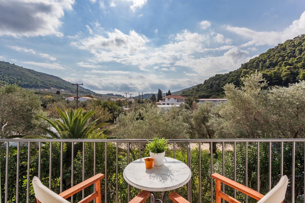 Smaragdi Rooms And Studios Skopelos Dış mekan fotoğraf