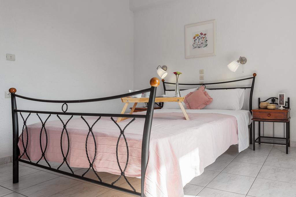 Smaragdi Rooms And Studios Skopelos Dış mekan fotoğraf