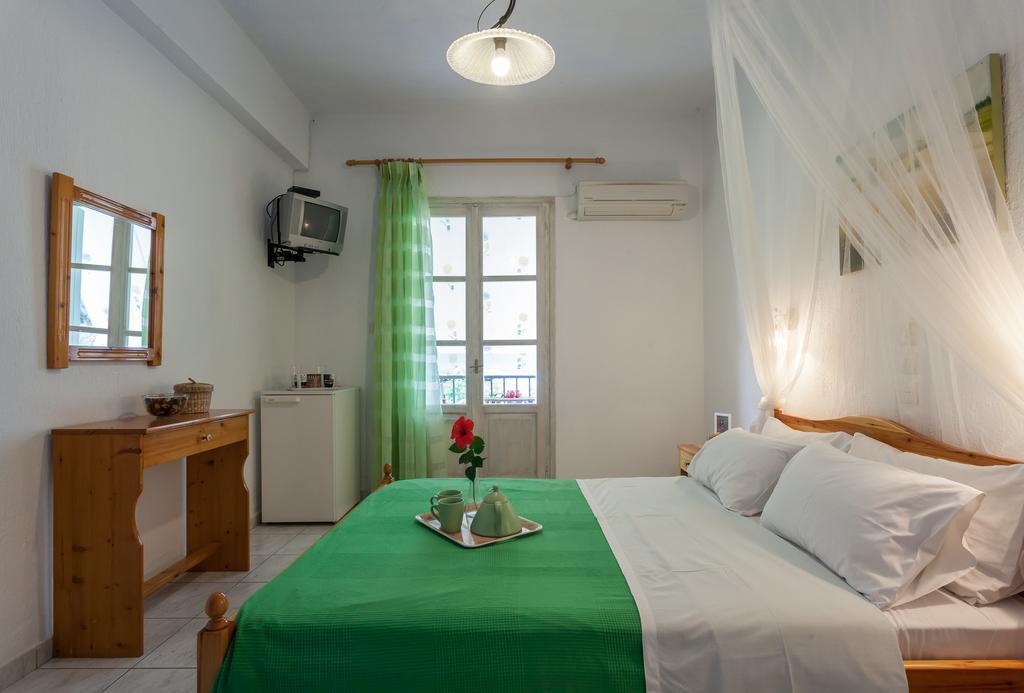 Smaragdi Rooms And Studios Skopelos Dış mekan fotoğraf