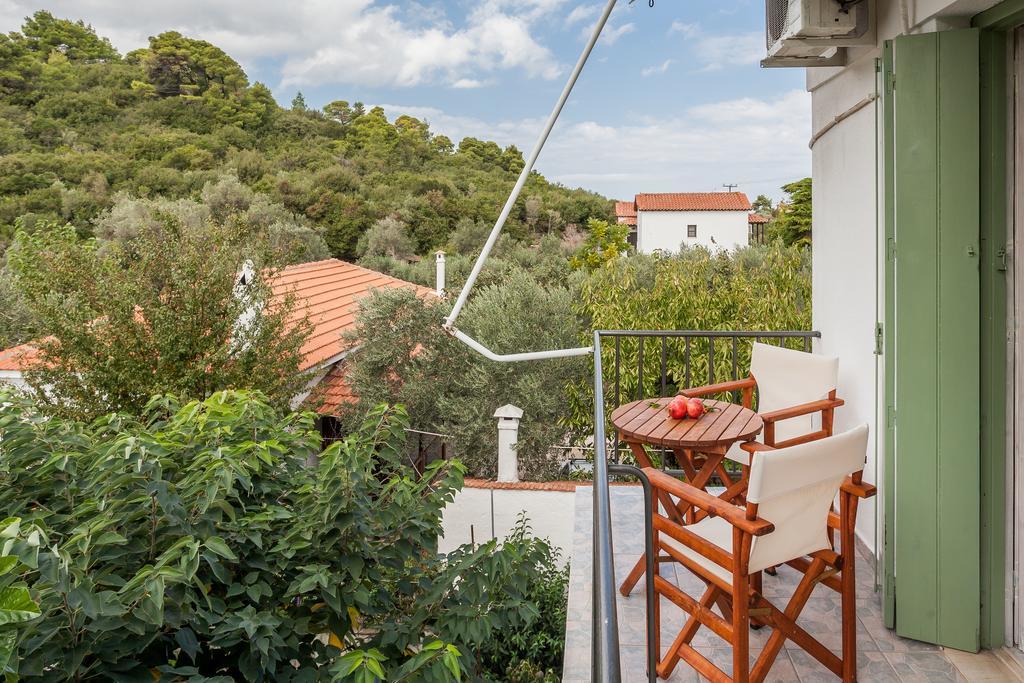 Smaragdi Rooms And Studios Skopelos Dış mekan fotoğraf