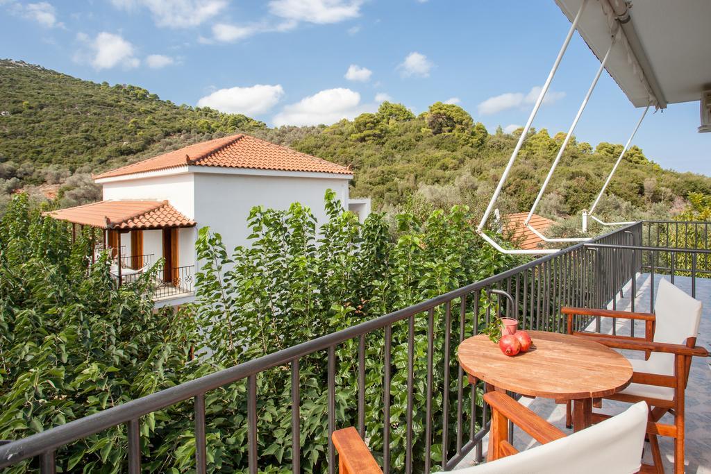 Smaragdi Rooms And Studios Skopelos Dış mekan fotoğraf