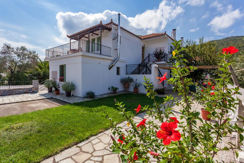 Smaragdi Rooms And Studios Skopelos Dış mekan fotoğraf